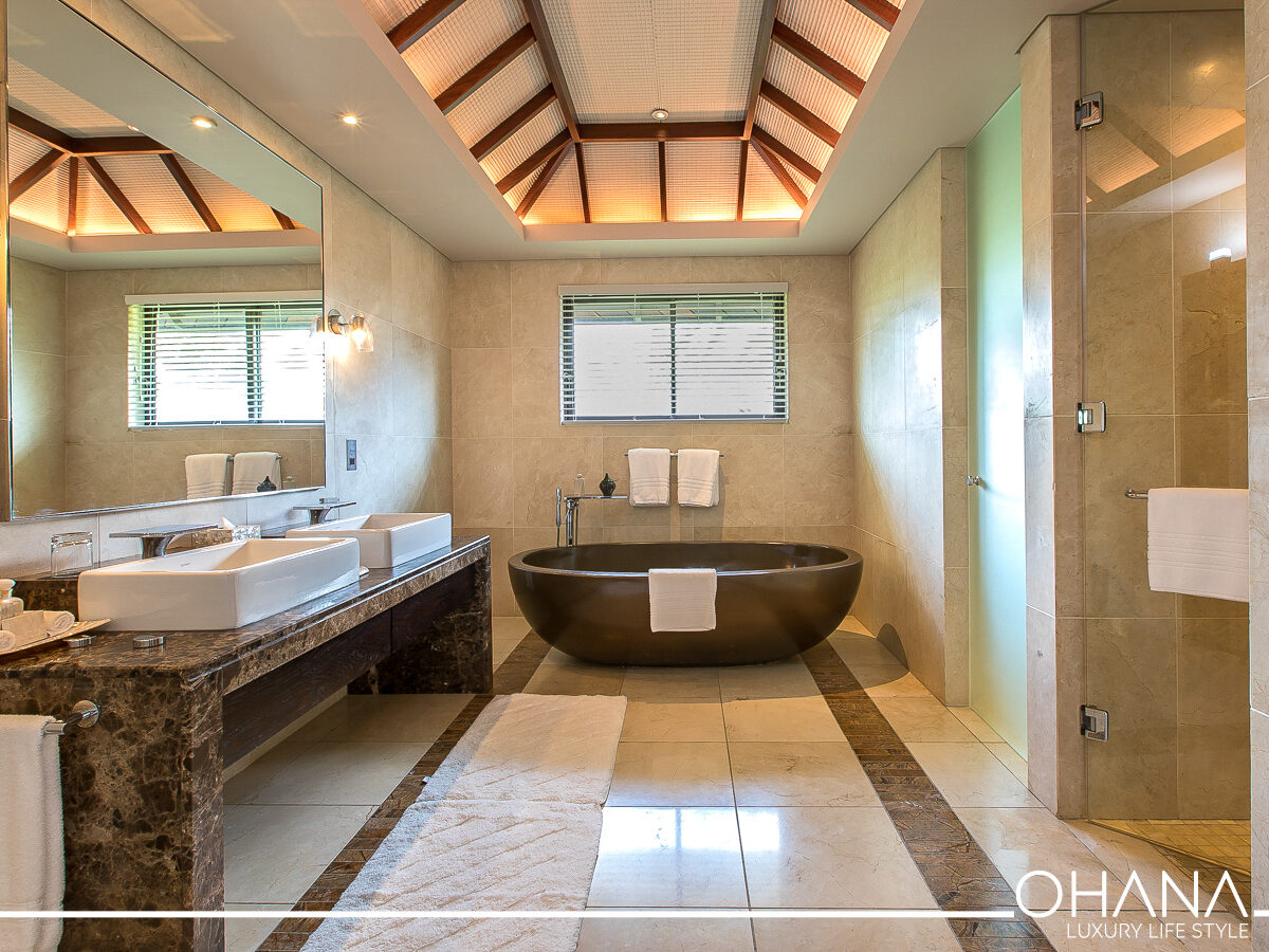 Image showcasing the process of buying a luxury villa with Ohana Mauritius in the beautiful setting of Mauritius