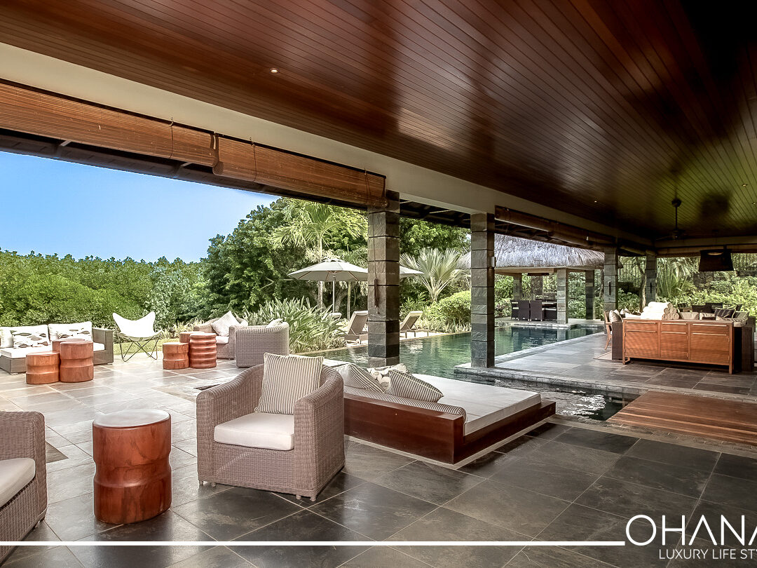 Image showcasing the process of buying a luxury villa with Ohana Mauritius in the beautiful setting of Mauritius