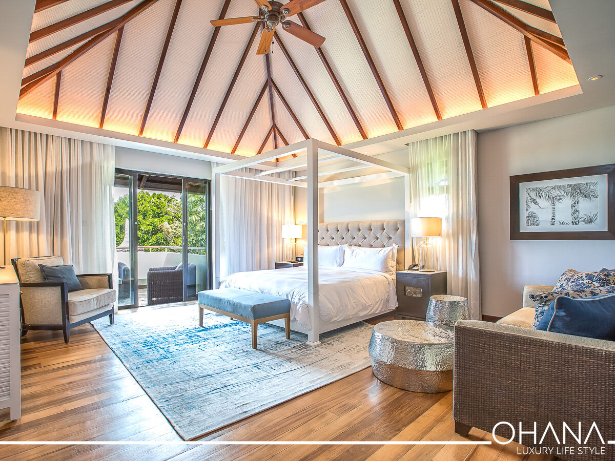 Image showcasing the process of buying a luxury villa with Ohana Mauritius in the beautiful setting of Mauritius