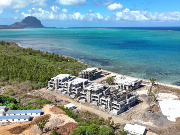 Suivi des travaux d’une résidence neuve en bord de mer avec vue sur Le Morne à l’île Maurice – projet Ohana Heritage Group